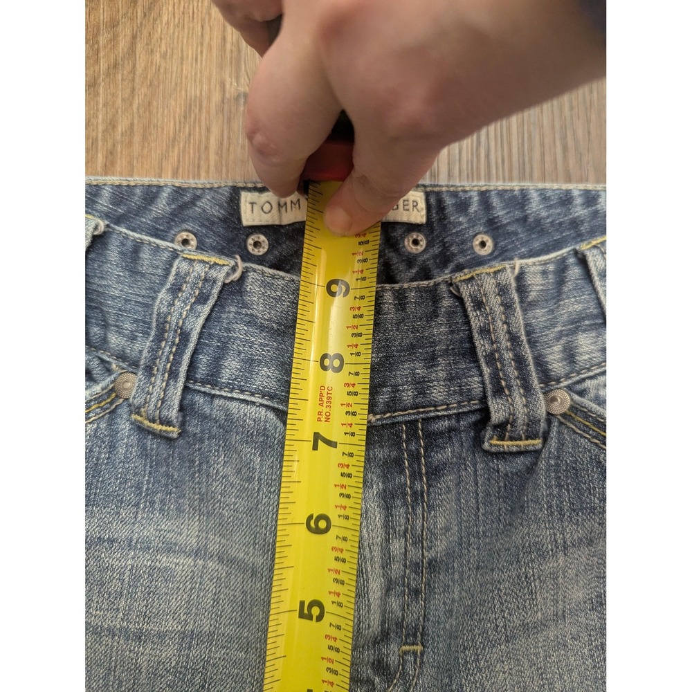 VTG Tommy Hilfiger Jeans Womens 10 Blue Light Wash Straight Zip Pocket Denim Y2K - Picture 8 of 16